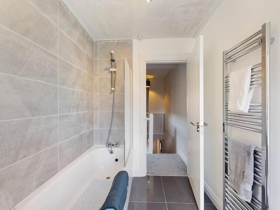 It'S Broadway Baby! Great House Close To City Centre Belfast Zewnętrze zdjęcie